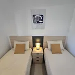 Eden La Mata 2 Bedroom 托雷维耶哈
