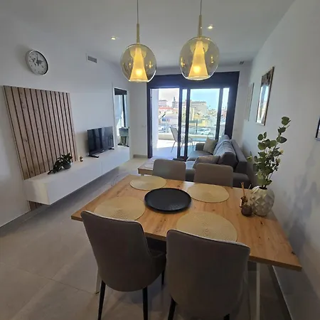 Eden La Mata 2 Bedroom 公寓 *